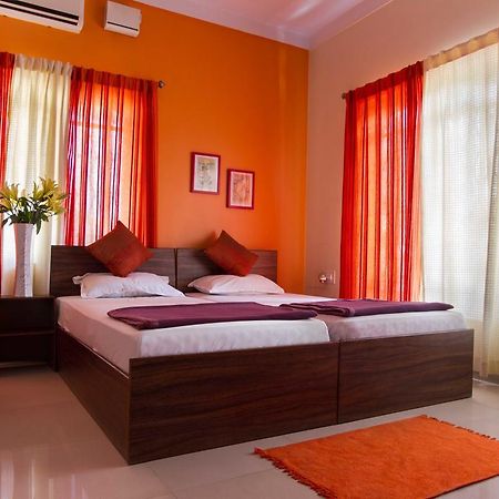 Amber Inn Bangalore Buitenkant foto